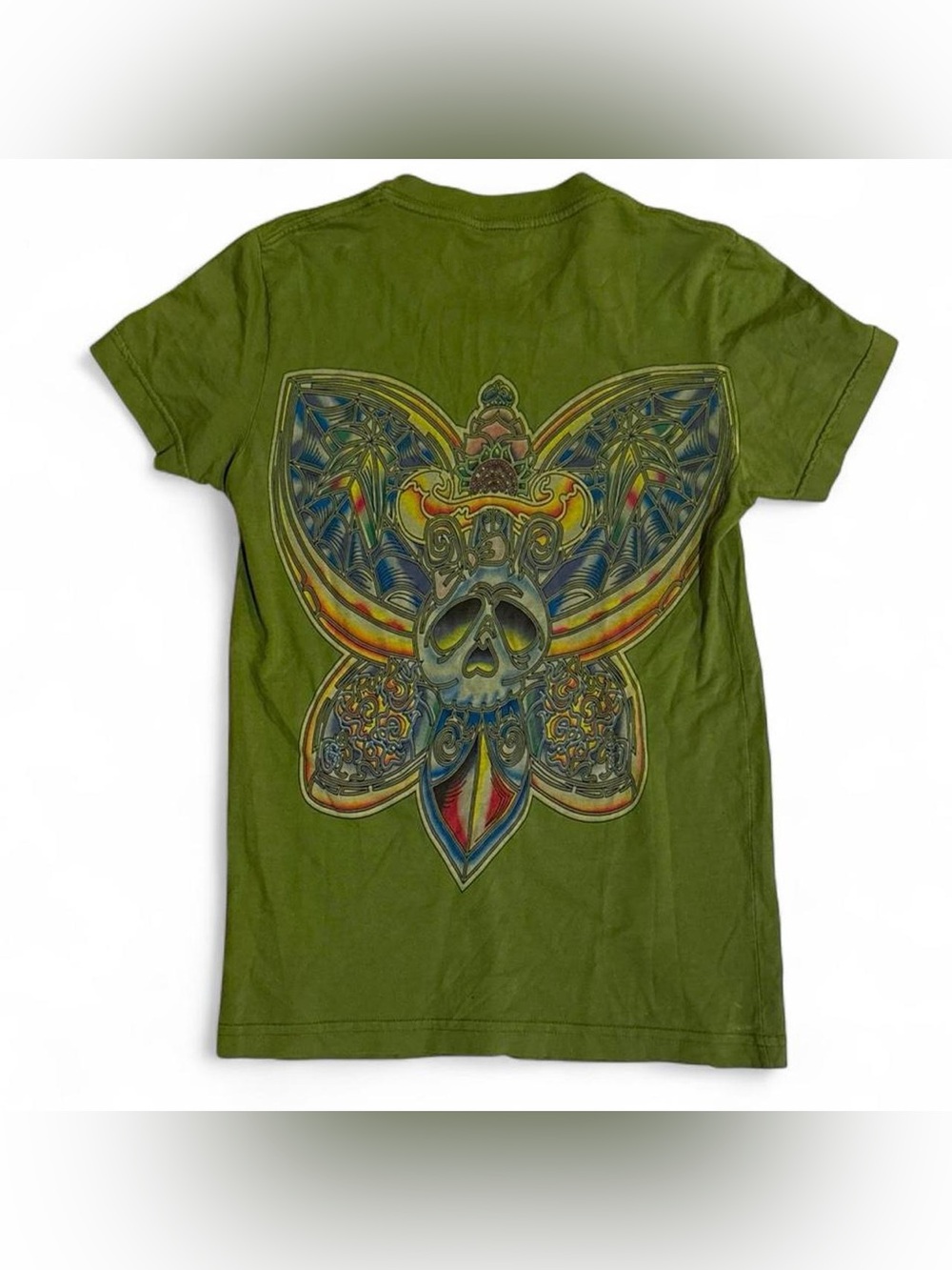 Y2K vintage 2B Free skull and butterfly graphic t shirt